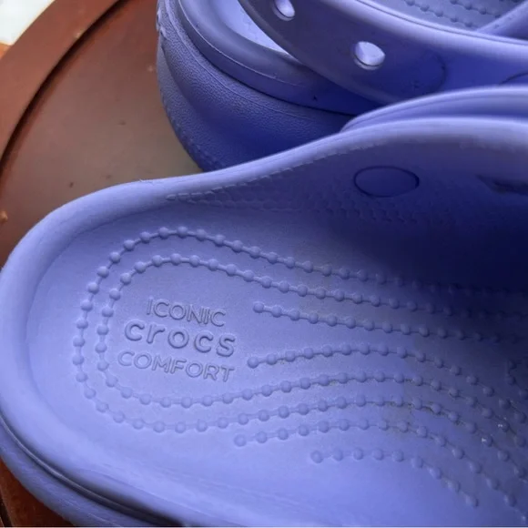 Crocs Kids Platform Clogs Lavender Purple | Size J1 | Jellyfish Charm - Picture 9 of 10